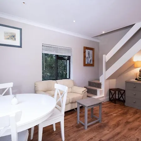 424 - Cashel Canower