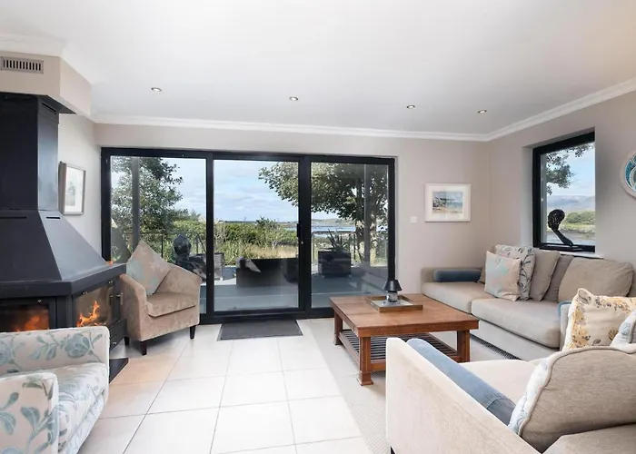 424 - Cashel Canower